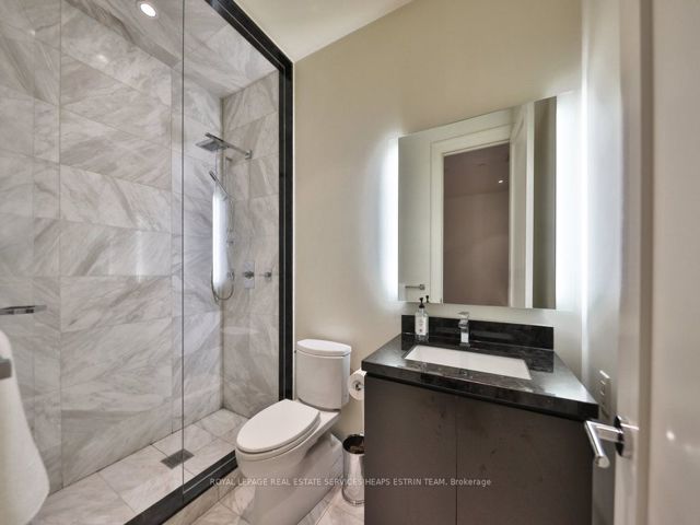 3D - 36 Hazelton Ave