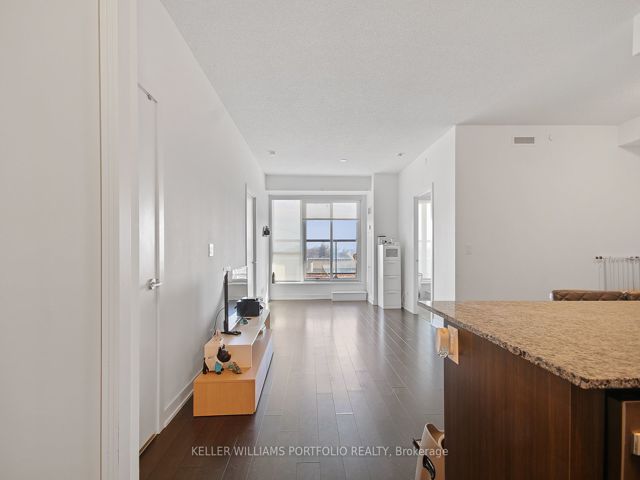304 - 1603 Eglinton Ave W
