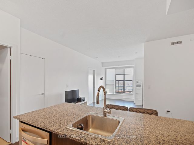 304 - 1603 Eglinton Ave W