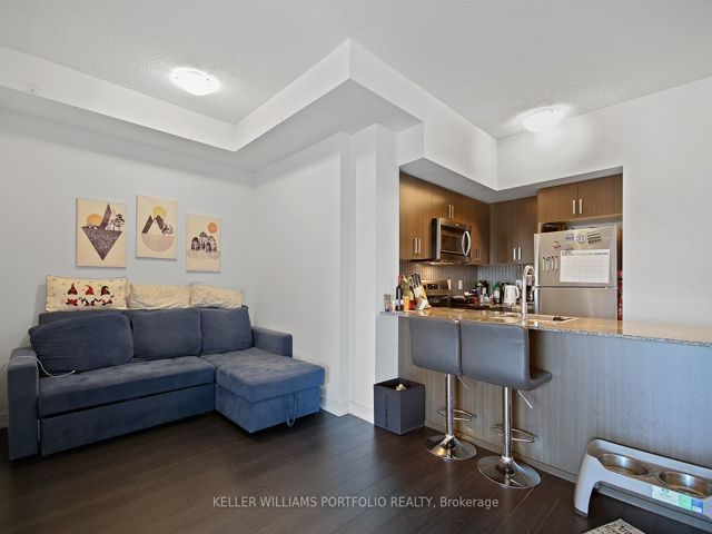 304 - 1603 Eglinton Ave W