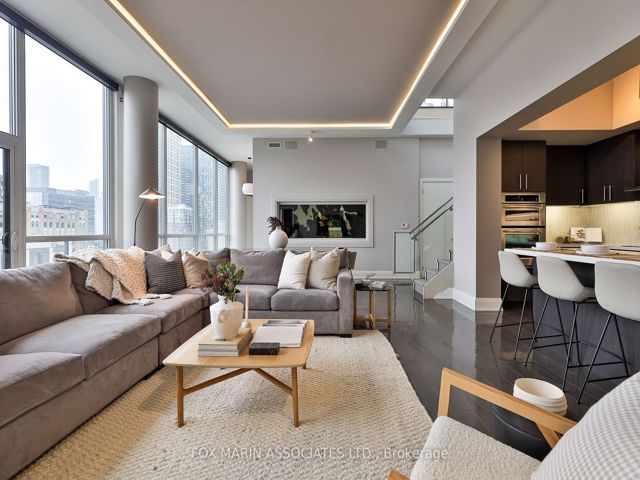 PH-02 - 478 King St W