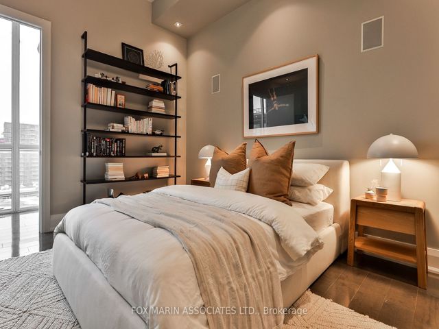 PH-02 - 478 King St W
