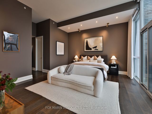 PH-02 - 478 King St W
