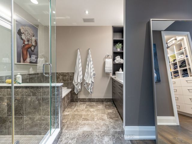PH-02 - 478 King St W