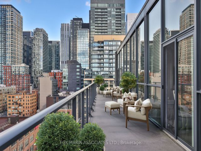PH-02 - 478 King St W