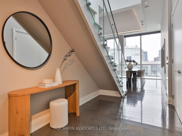 PH-02 - 478 King St W