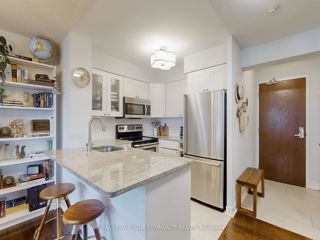 1008 - 35 Merton St