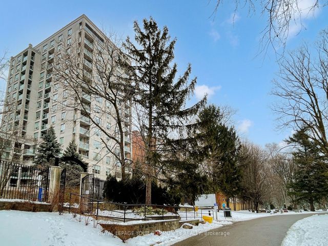 1008 - 35 Merton St