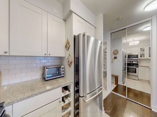 1008 - 35 Merton St