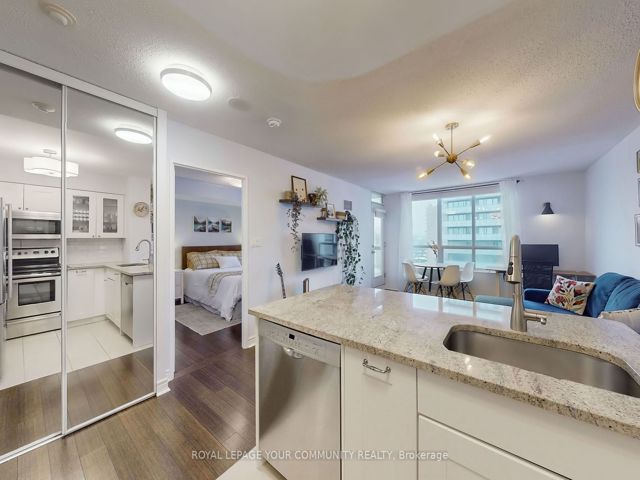 1008 - 35 Merton St