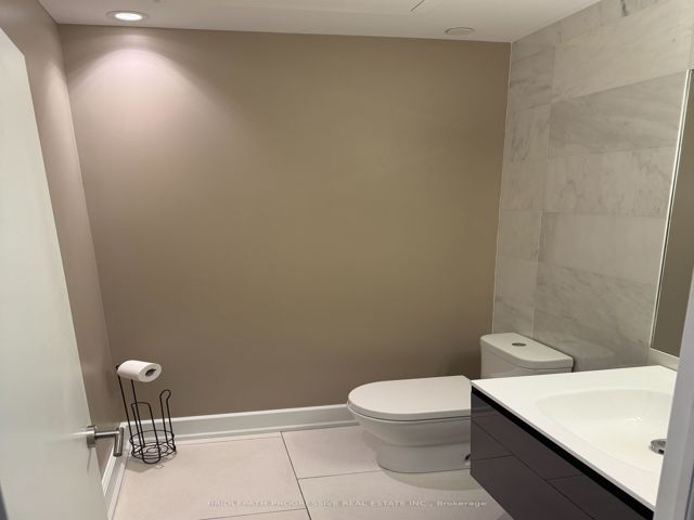 1102 - 77 Charles St W