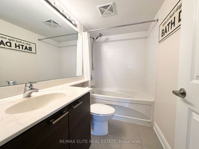 313 - 760 Sheppard Ave W