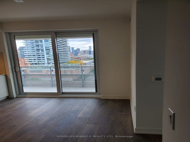 1012 - 15 Lower Jarvis St