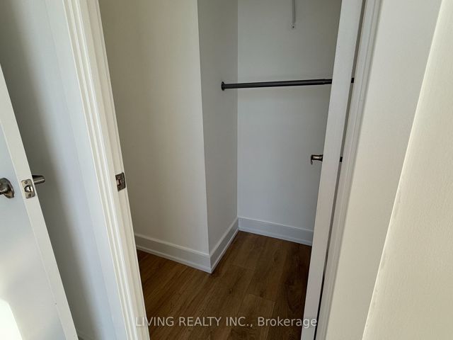 1512 - 128 Fairview Mall Dr