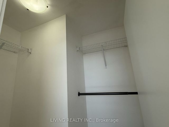 1512 - 128 Fairview Mall Dr