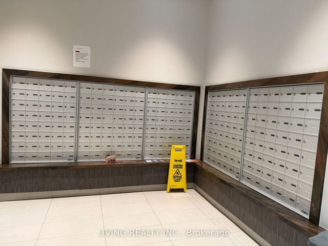 1512 - 128 Fairview Mall Dr