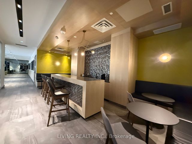 1512 - 128 Fairview Mall Dr