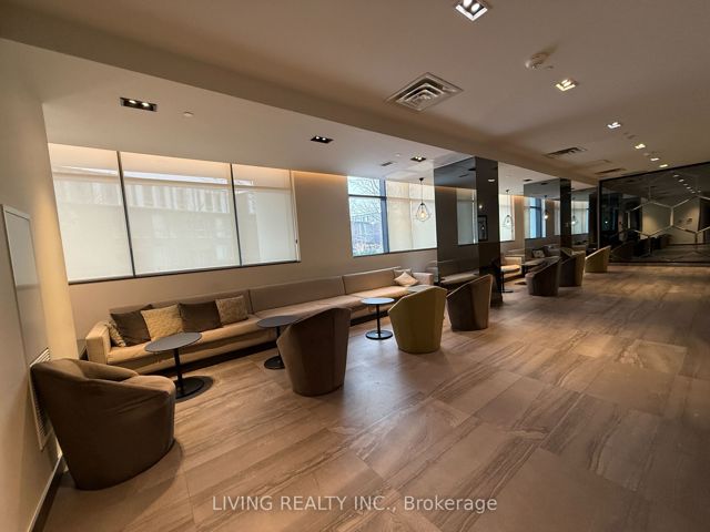 1512 - 128 Fairview Mall Dr