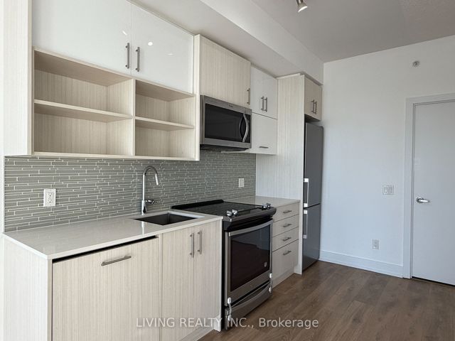 1512 - 128 Fairview Mall Dr