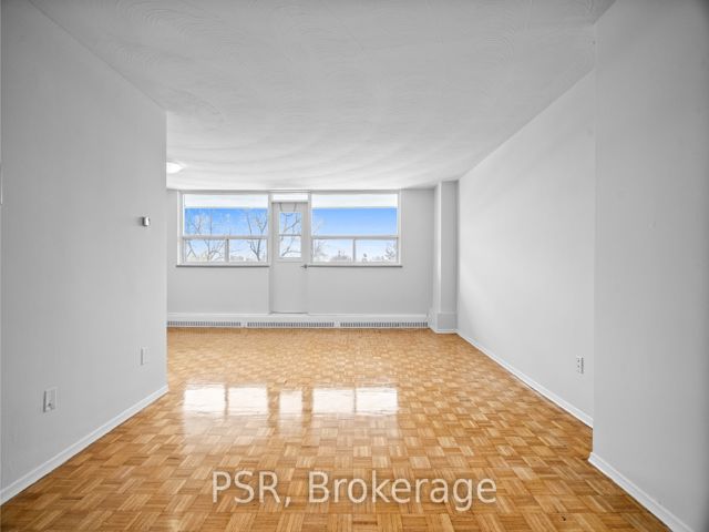 317 - 105 Rowena Dr