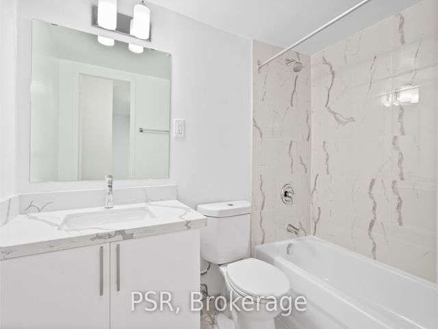 1222 - 105 Rowena Dr