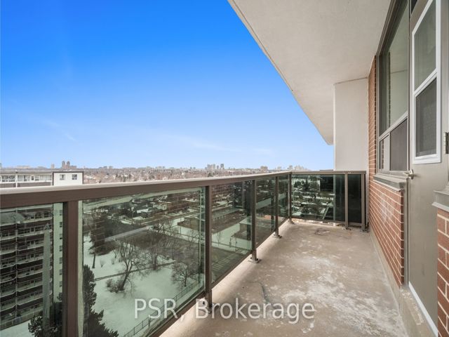 1222 - 105 Rowena Dr