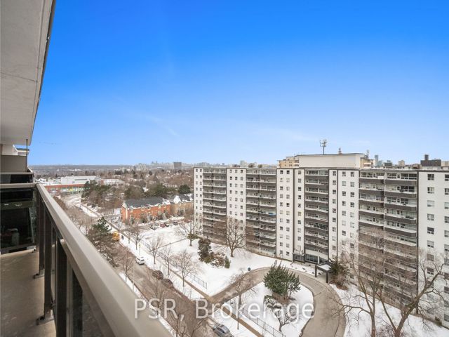 1222 - 105 Rowena Dr