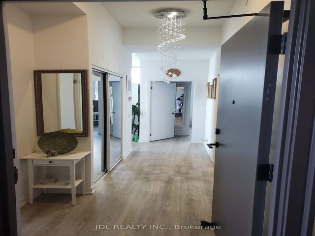 #710 - 20 Tubman Ave