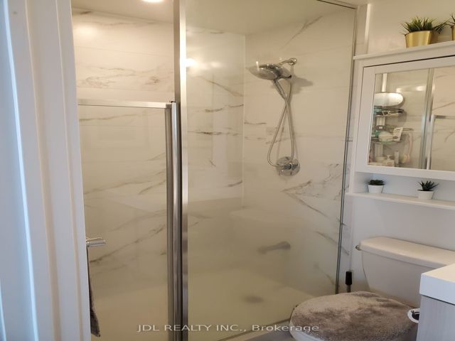 #710 - 20 Tubman Ave