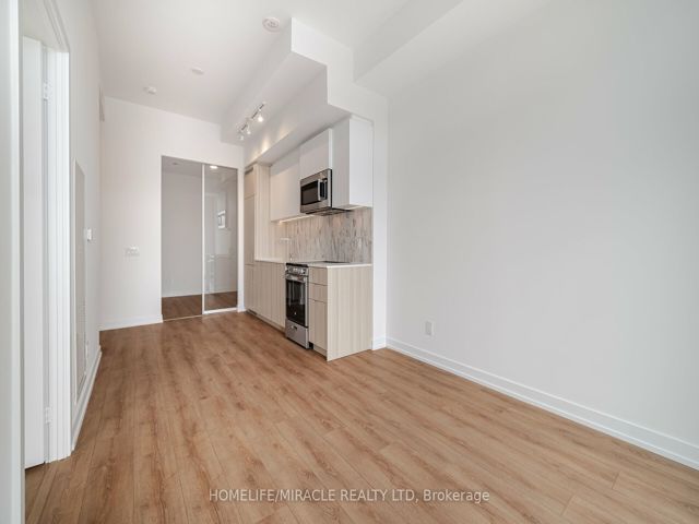 317 - 500 Dupont St