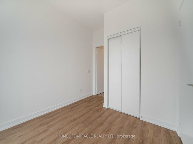 317 - 500 Dupont St