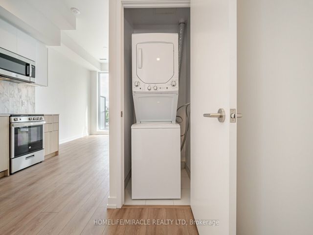 317 - 500 Dupont St