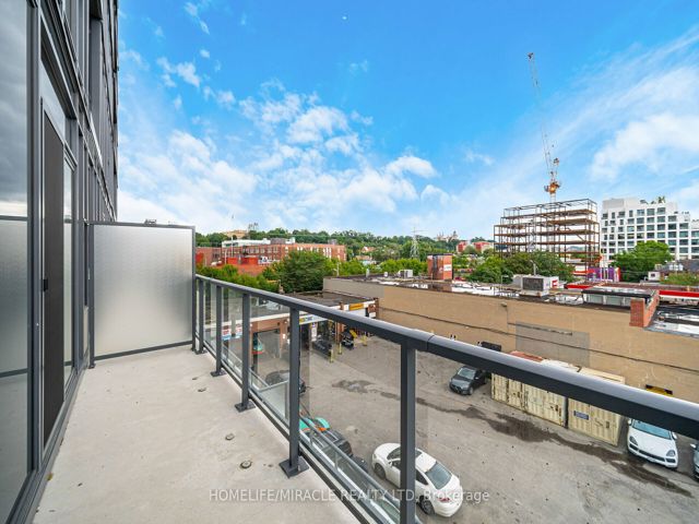 317 - 500 Dupont St