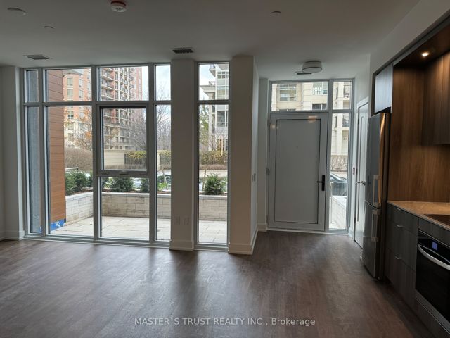203 - 30 Inn On The Park Dr