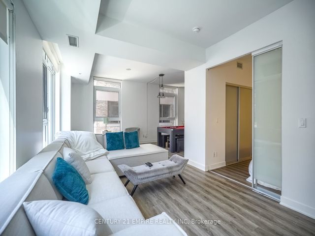 325 - 30 Nelson St