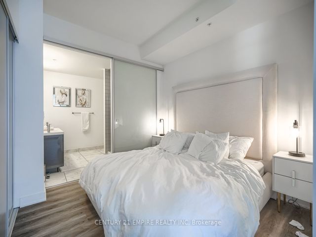 325 - 30 Nelson St