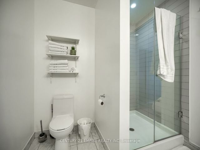 325 - 30 Nelson St