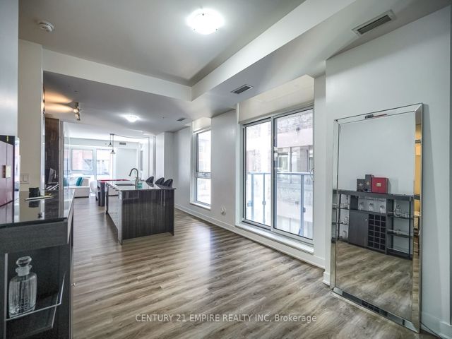 325 - 30 Nelson St