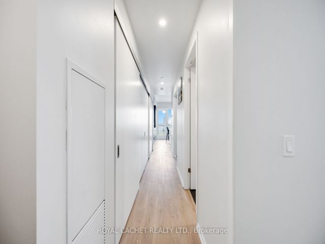 1411 - 197 Yonge St