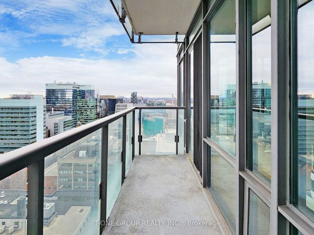 2503 - 38 Grenville St