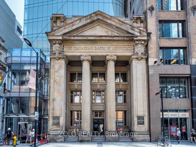 5202 - 197 Yonge St