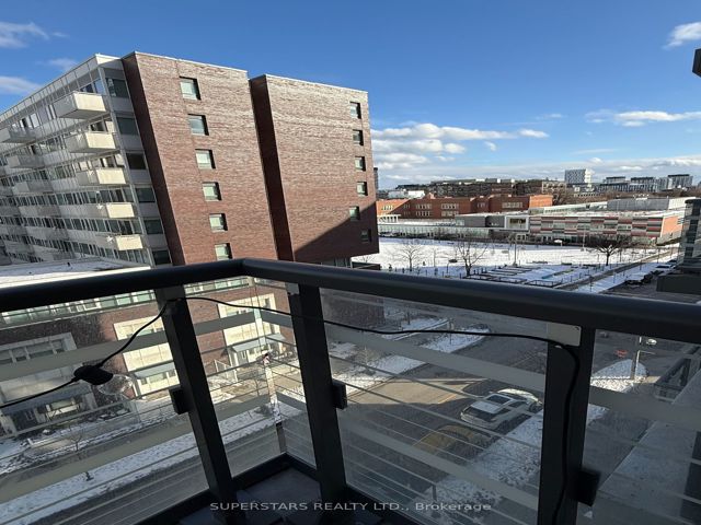614 - 200 Sackville St