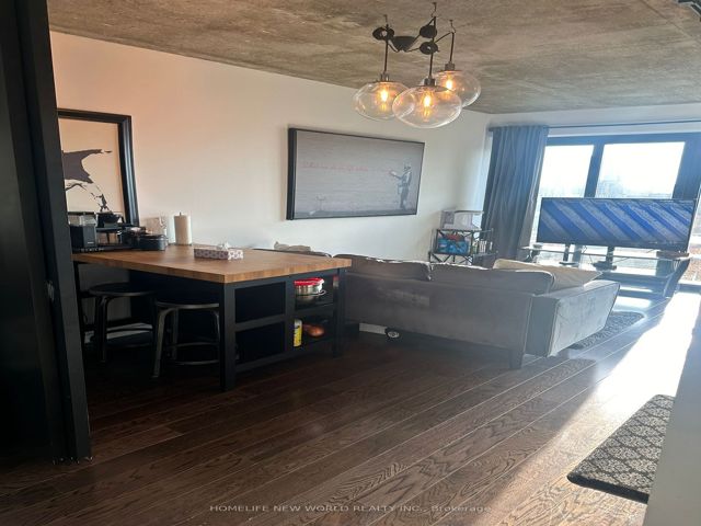 1110 - 51 Trolley Cres