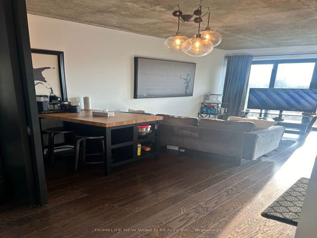1110 - 51 Trolley Cres