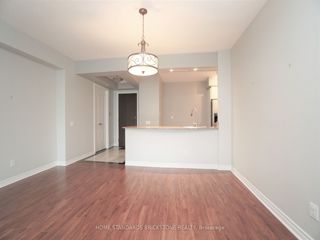715 - 18 Willam Carson Cres