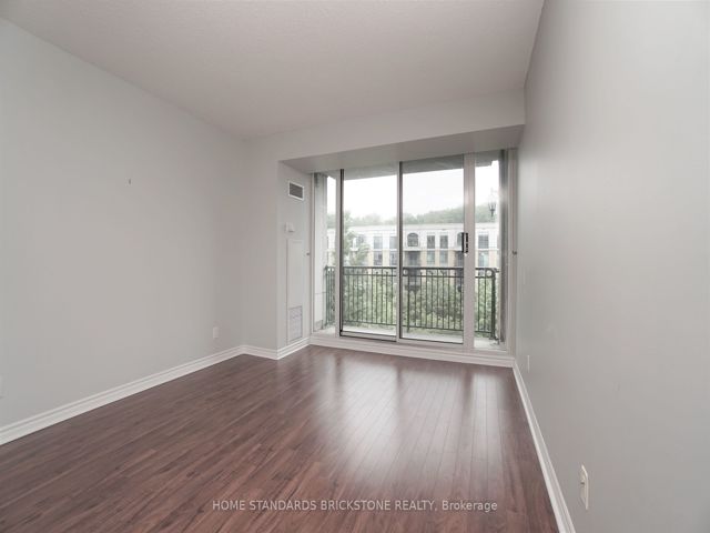 715 - 18 Willam Carson Cres