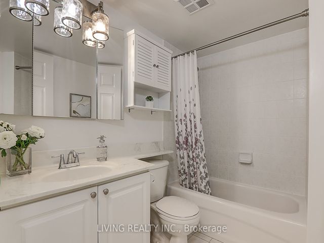 1606 - 26 Olive Ave