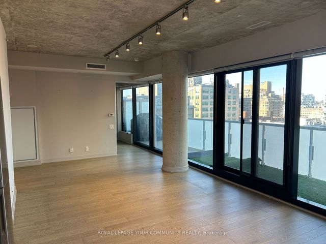 1106 - 11 Charlotte St