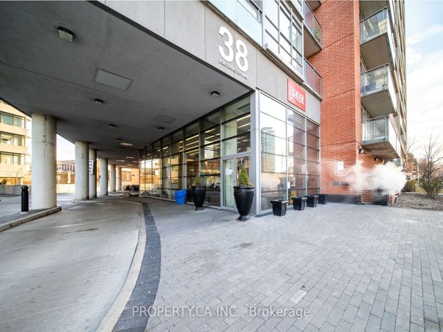 1320 - 38 Joe Shuster Way