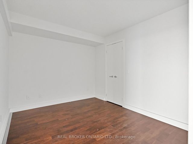 1909 - 208 Queens Quay W